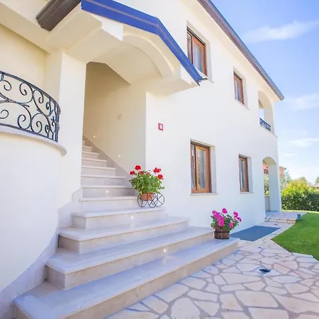 Klimatisierte Birikina 4 Mit Pool Nova Vas (Porec)