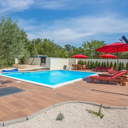 Apartman Klimatisierte Birikina 4 Mit Pool Nova Vas